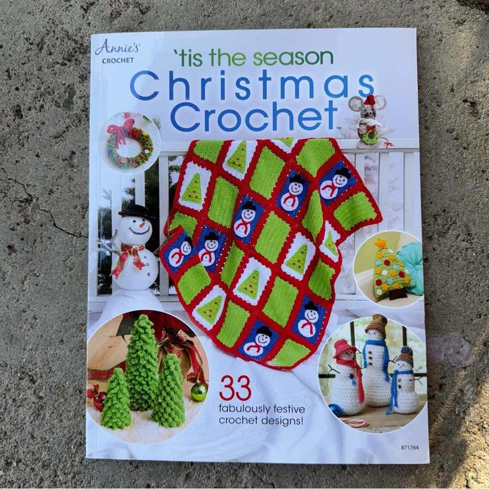 ‘Tis the Season Christmas Crochet Book - Annie’s Crochet